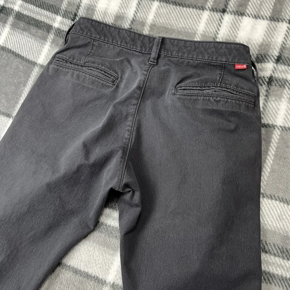 Levis Premium‎ Chino Pants Mens 31x32 Black Performance Stretch Water Repellent